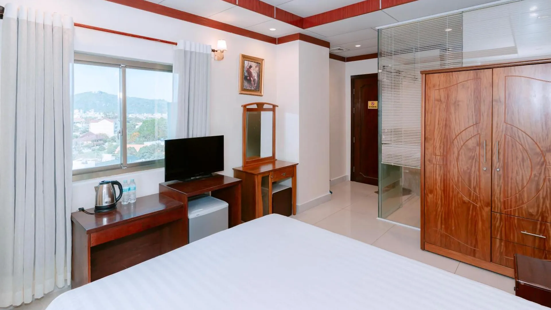 Phuc Dat Hotel 붕타우